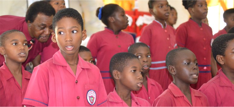 Dr Angela Smith Principal Of Gordon Greenidge School Barbados Honoured For 40 Years In The